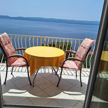 Apartment View On Th Sea