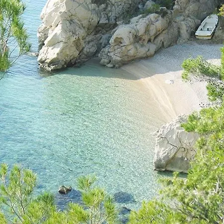 Apartment View On Th Sea *